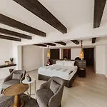 Kaliva - Adults Only 5*