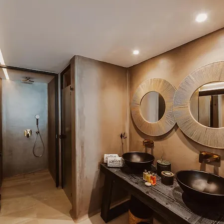 Hotell Kaliva - Adults Only